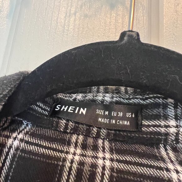 Black & White Flannel - Picture 2 of 4